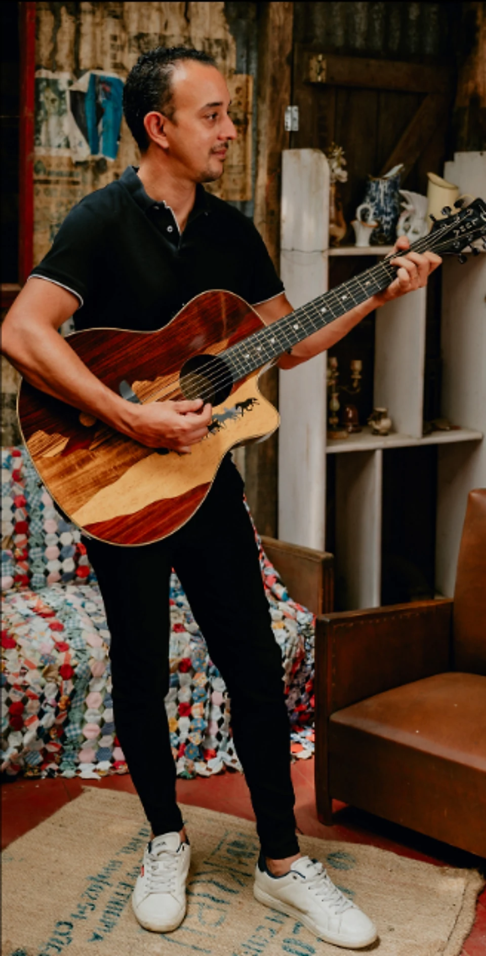 Loïc Gigan — Voix lead, Guitare